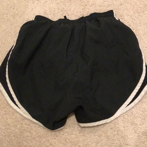 Black and White Nike Tempo Shorts Size XS - Picture 2 of 3